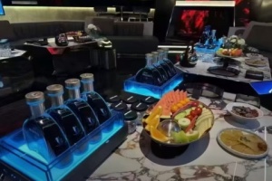 黄南很好的夜场招聘全职兼职模特皆可提供住宿待遇优